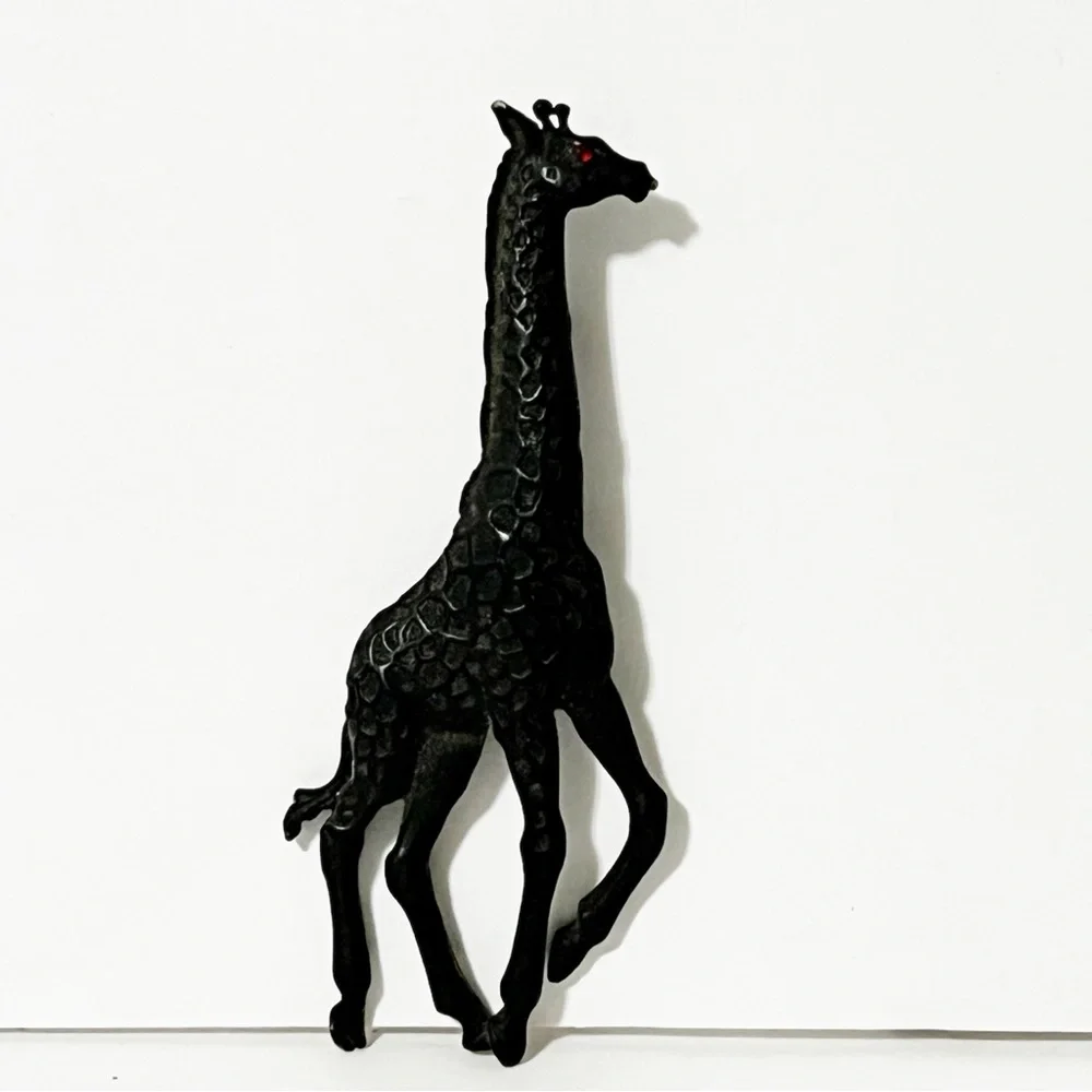 Vintage Giraffe Brooch Pin Black Metal